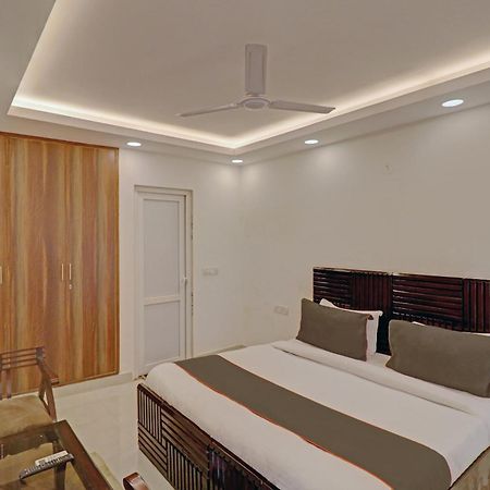 Collection O Spot Light Near Tughlakabad Station Metro Station Hotel Indraprastha Exterior foto